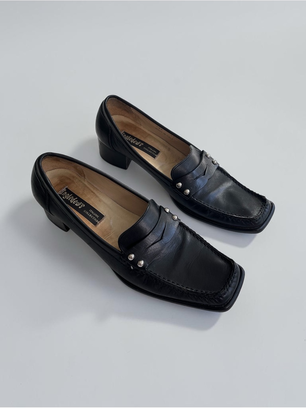 Vintage 90s Ingledew’s Italian Collection Black Leather Y2K Loafers